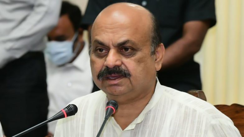 Omicron Variant: मुख्यमंत्री बसवराज बोम्मई का लॉकडाउन लगाने से इनकार, कहा और एहतियाती कदम उठाएंगे