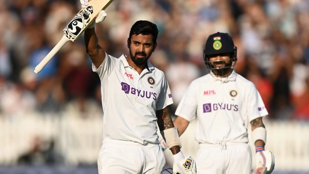 केएल राहुल पर अंपायर के फैसले पर असहमति दिखाने के लिये जुर्माना लगा