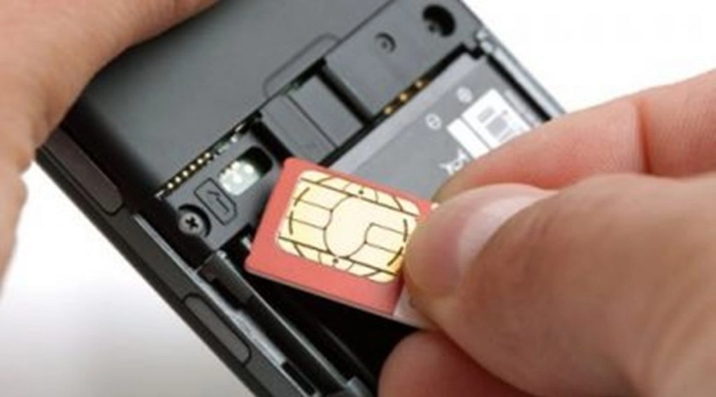 आपके आधार पर कितने सिम कार्ड रजिस्टर्ड हैं? घर बैठे ऐसे करें पता