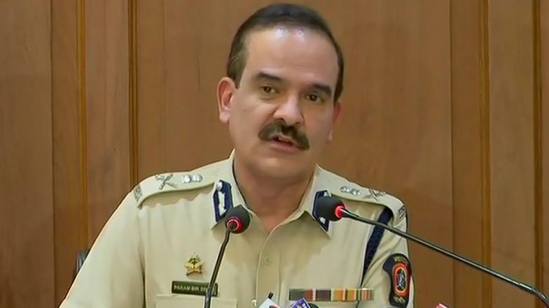 परमबीर मामले में ठाणे के पुलिस आयुक्त ने दो विशेष अभियोजकों में से एक को हटाने की सिफारिश की