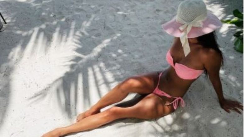Disha Patani Bikini Pic: पिंक बिकिनी में दिशा पटानी ने बरपाया कहर, एक्ट्रेस की हॉट तस्वीर देख उड़े फैंस के होश