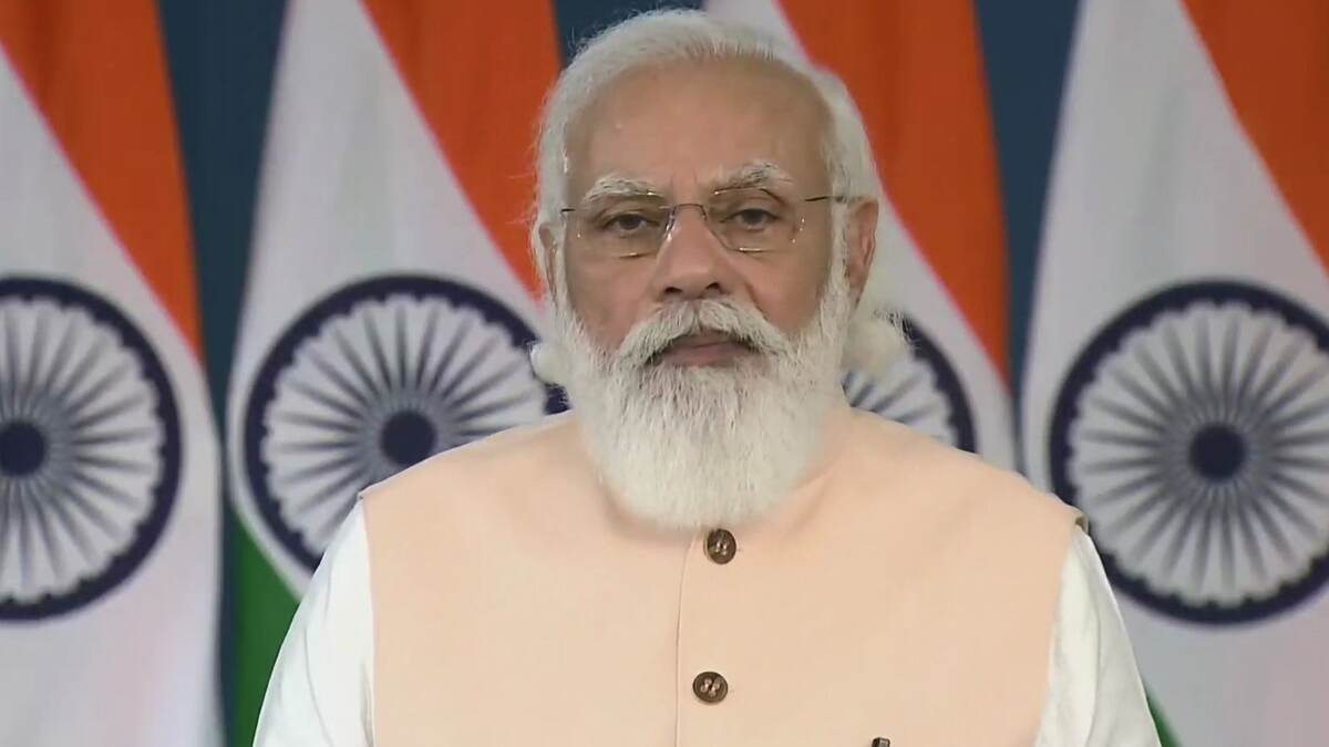 प्रधानमंत्री नरेंद्र मोदी ने आर के लक्ष्मण की 100वीं जयंती पर उन्हें श्रद्धांजलि दी
