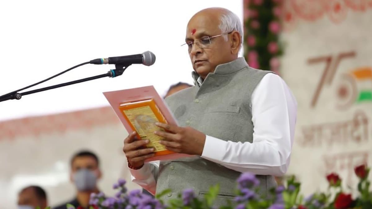 Gujarat : गुरुवार दोपहर 1.30 बजे नए मंत्रिमंडल का शपथ ग्रहण