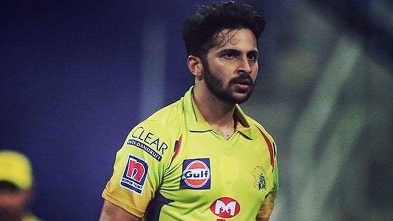 IPL 2021, CSK vs KKR: शार्दुल ठाकुर ने केकेआर के 'रन मशीन'  Venkatesh Iyer को लौटाया पवेलियन