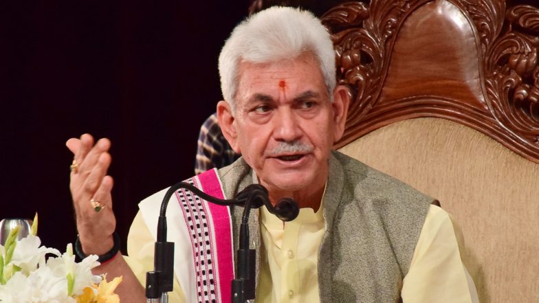 23 साल बाद भारतीय वायुसेना ने यहां के लोगों को करतब दिखाए हैं