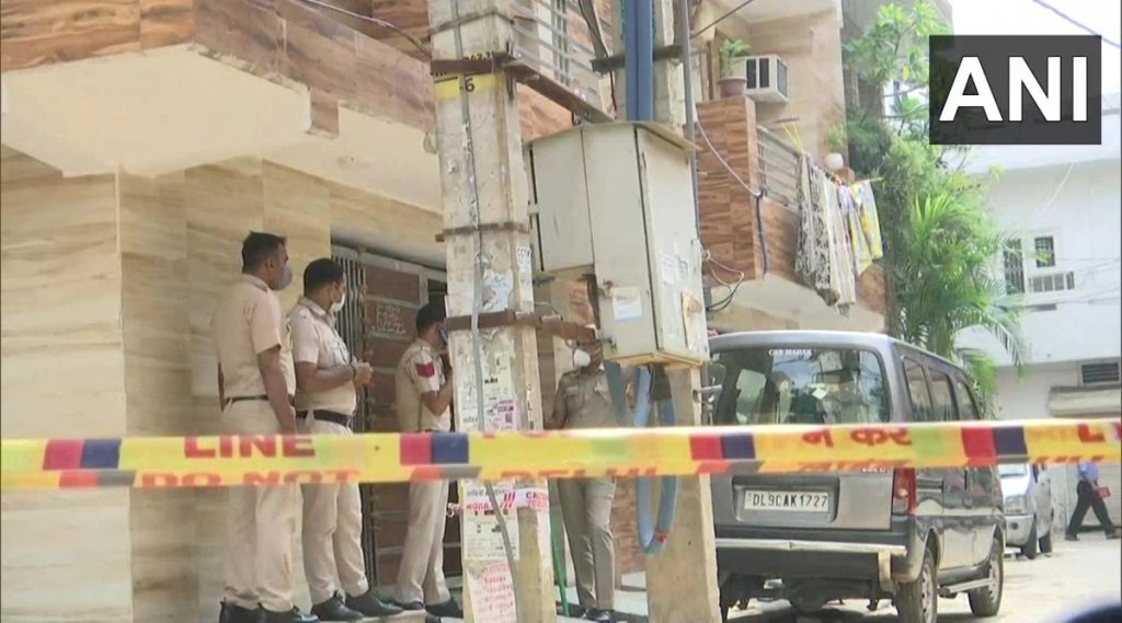 पत्नी को तीन तलाक बोलने व थप्पड़ मारने के आरोप में एक व्यक्ति के खिलाफ मामला दर्ज