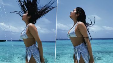 Janhvi Kapoor Sexy Video: अपनी हॉट अदाओं से जाह्नवी कपूर ने लगाई पानी में आग, सेक्सी वीडियो देख उड़े फैंस के होश