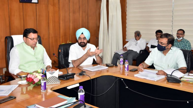 Uttarakhand: सीएम पुष्कर सिंह धामी ने अधिकारियों के साथ सिंचाई एवं लघु सिंचाई विभाग की समीक्षा की, दिए ये निर्देश