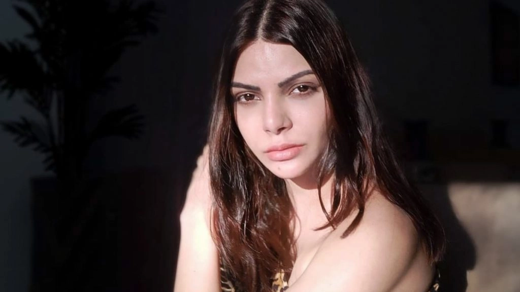 राज कुंद्रा को लेकर शिल्पा शेट्टी के दिए गए बयान पर शर्लिन चोपड़ा ने कसा तंज