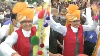 Jandarshan Yatra in MP: सीएम शिवराज सिंह चौहान जनदर्शन यात्रा के दौरान स्थानीय लोगों के साथ डांस करते आये नजर- देखे वीडियो