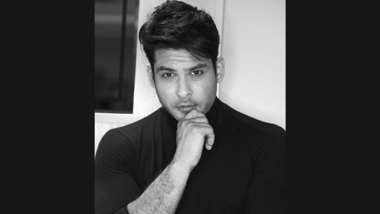 Sidharth Shukla Funeral: पंचतत्व में विलीन हुए सिद्धार्थ शुक्ला, परिवार और दोस्तों ने नम आंखों से दी विदाई