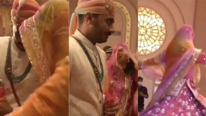 Bhabhi Dance Video: देवर की बारात में भाभी ने घूंघट में लगाए जबरदस्त ठुमके, गजब का डांस ने जीता सबका दिल