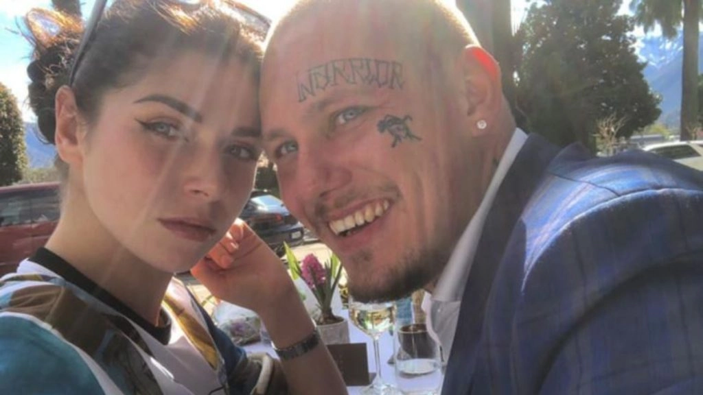 Bouncer पर लगा गर्लफ्रैंड की हत्या का आरोप, बोला- सेक्स गेम के दौरान गलती से हुई मौत