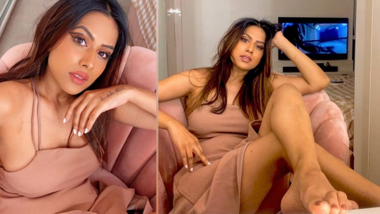 Nia Sharma Hot Photos: निया शर्मा ने सोफे पर लेटकर करवाया बोल्ड फोटोशूट, हॉटनेस छुड़ा देगी पसीने