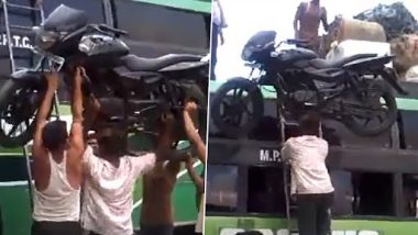 Desi Jugad Video: बाइक को बस पर चढ़ाने के लिए शख्स ने किया देसी जुगाड़, वीडियो देख हो जाएंगे हैरान