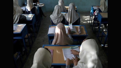 UNESCO, UNICEF ने कहा- 'अफगान में लड़कियों के स्कूल बंद करना शिक्षा के मौलिक अधिकार का उल्लंघन है'