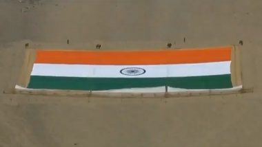 World's Largest National Flag in Leh: लेह में लगाया गया दुनिया का सबसे बड़ा तिरंगा, Gujarat Defence PRO ने शेयर किया वीडियो