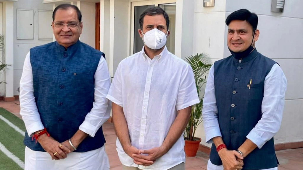 उत्तराखंड में बीजेपी को बहुत बड़ा झटका, पुष्कर सरकार में कैबिनेट मंत्री यशपाल शर्मा कांग्रेस में शामिल  