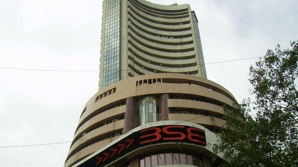 शुरुआती कारोबार में शेयर बाजार में तेजी, सेंसेक्स 488 अंक चढ़ा