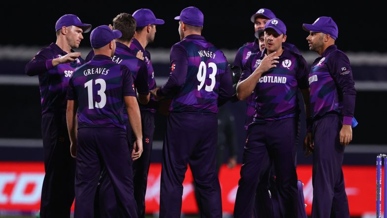 ICC T20 World Cup 2021: रोमांचक मुकाबले में स्कॉटलैंड ने बांग्लादेश को 6 रनों से शिकस्त दी, क्रिस ग्रीव्स रहे मैच के हीरो