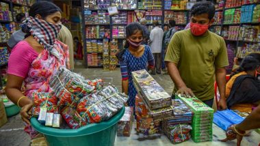 Delhi's Ban On Firecrackers: इस साल भी बिना पटाखों की होगी दिवाली, जनवरी तक बढ़ा बैन, ऑनलाइन बिक्री पर भी प्रतिबंध