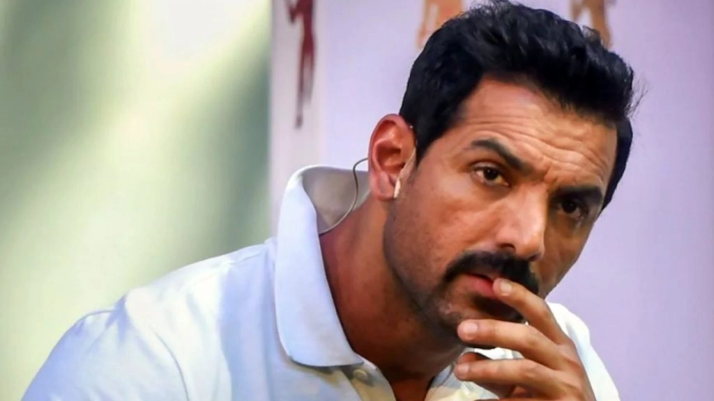 'Pathan' के फर्स्ट लुक में John Abraham खलनायक के रूप में लग रहे शानदार