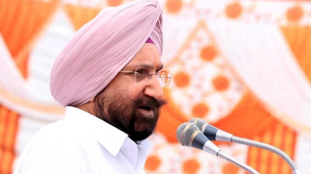  पंजाब के डिप्टी सीएम बोले- राज्य में 'अदृश्‍य इमरजेंसी' जैसे हालात