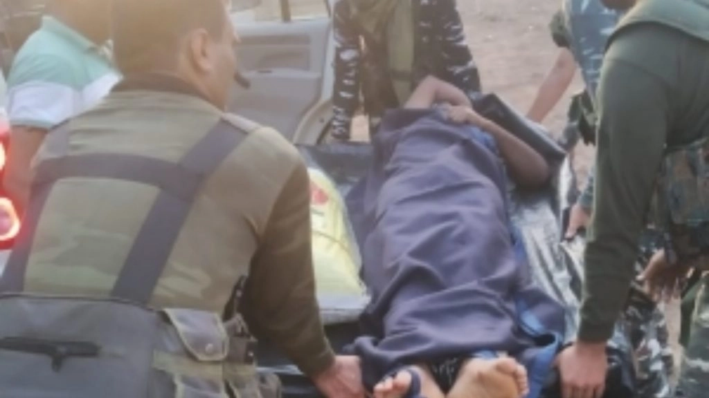 छत्तीसगढ़ : रायपुर के रेलवे स्टेशन पर खड़ी ट्रेन में विस्फोट, 6 जवान घायल