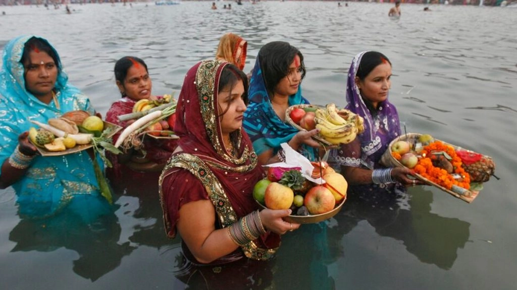 डीडीएम ने सख्त कोविड-19 नियमों के साथ निर्धारित स्थानो पर छठ पूजा की अनुमति दी