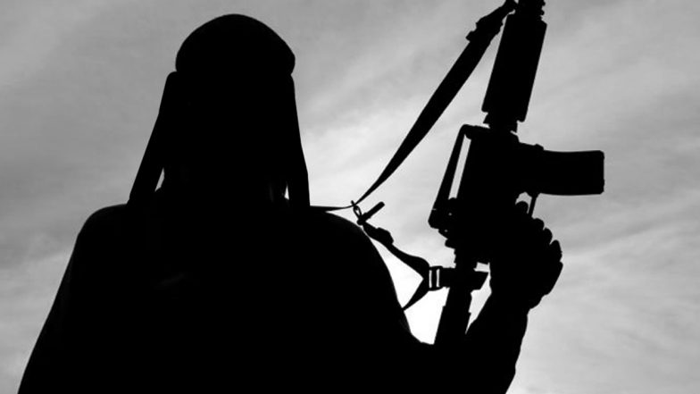 Terrorist Attack: श्रीनगर में आतंकवादियों ने गोली मारकर पुलिसकर्मी की हत्या की