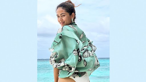 Mira Rajput Bold Photos: मीरा राजपूत ने Beach से शेयर की अपनी बोल्ड तस्वीर, फोटो देख उड़ जाएंगे होश