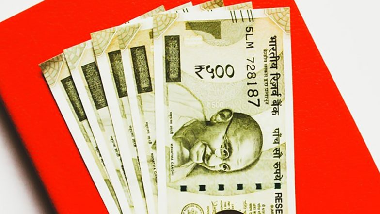 7th Pay Commission: नए साल से बढ़ सकती है लाखों सरकारी कर्मचारियों की सैलरी, अब बस केंद्र के मुहर का इंतजार!