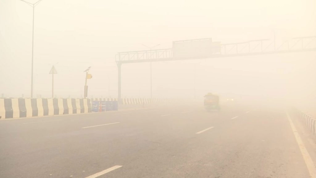 दिवाली के बाद खतरनाक हुई दिल्ली में हवा की गुणवत्ता