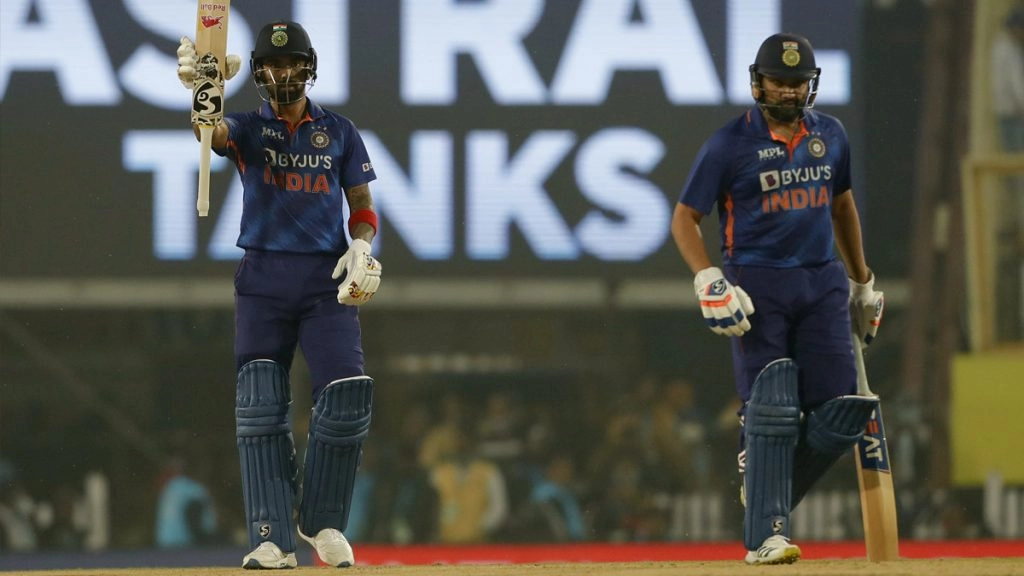 सलामी बल्लेबाज केएल राहुल और रोहित शर्मा ने खेली शानदार पारी