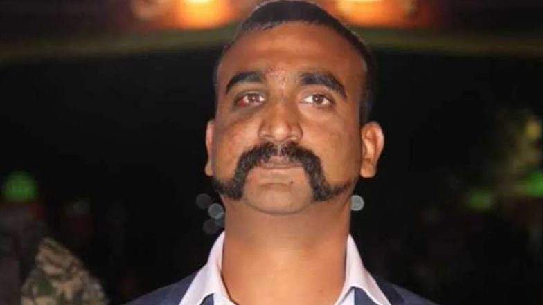 Watch Video: भारतीय वायु सेना के ग्रुप कैप्टन अभिनंदन वर्धमान को राष्ट्रपति रामनाथ कोविंद ने वीर चक्र से किया सम्मानित