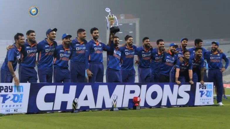 IND vs NZ 3rd T20: मैच के बाद टीम इंडिया के कप्तान रोहित शर्मा ने कहा- निचले क्रम के बल्लेबाजों का योगदान महत्वपूर्ण होता है