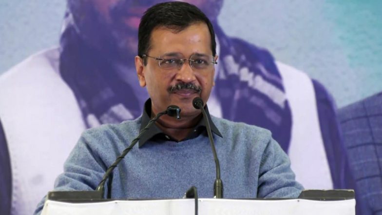 Punjab: न्योता मिलने पर ऑटो ड्राइवर के घर खाना खाने पहुंचे सीएम अरविंद केजरीवाल, डिनर के बाद कही ये बात