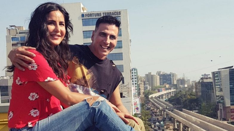 बिल्डिंग की छत पर बैठकर Akshay Kumar और Katrina Kaif ने किया सूर्यवंशी का प्रमोशन, फोटो की शेयर