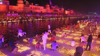 Ayodhya Deepotsav 2021: 12 लाख दीयों से जगमगाई श्रीराम की नगरी अयोध्या, बना वर्ल्ड रिकॉर्ड- Photos