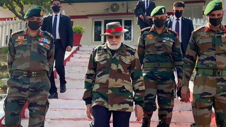 Diwali 2021: इस साल भी सैनिकों के साथ दिवाली मनाएंगे पीएम मोदी, सामने आईं जम्मू के नौशेरा से तस्वीरें