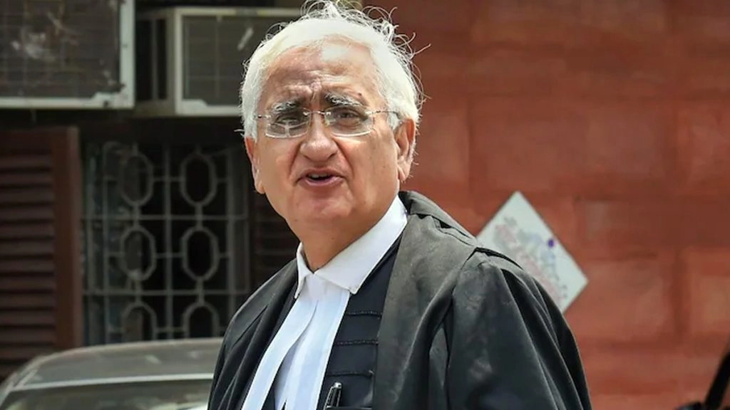 दिल्ली हाईकोर्ट में याचिका, सलमान खुर्शीद की किताब पर प्रतिबंध लगाने की मांग