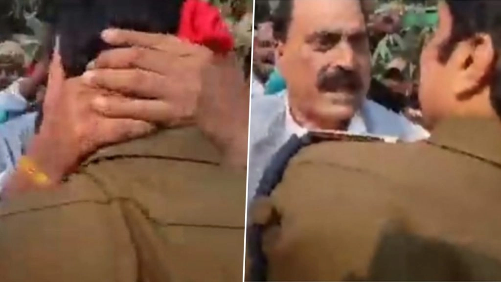 सपा विधायक प्रभुनारायण यादव ने सीओ के सिर पर अपना सिर दे मारा