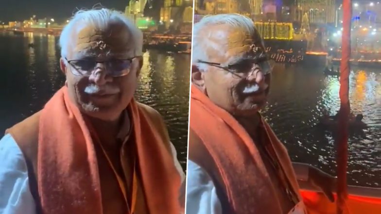 Varanasi Ganga Aarti: हरियाणा के सीएम मनोहर लाल ने वाराणसी में आरती के दौरान सभी के कल्याण की कामना की