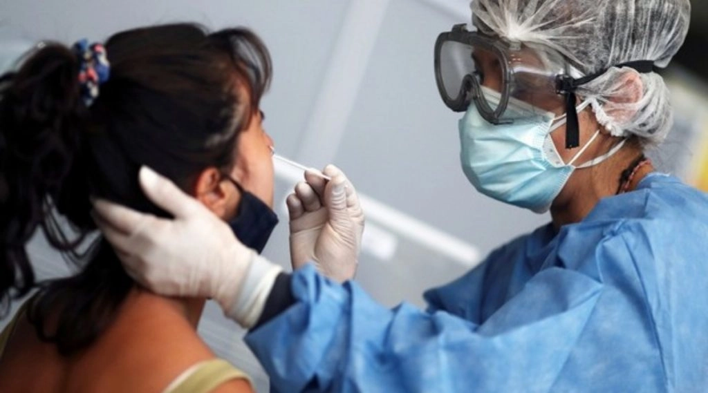 देश में कोरोना वायरस संक्रमण से 70 लोगों की मौत, 20,551 नए मामले सामने आये 