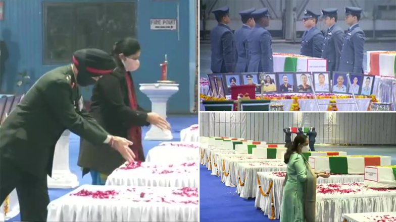 Delhi: पालम एयरबेस पहुंचे रक्षा मंत्री राजनाथ सिंह, हेलिकॉप्टर दुर्घटना में जान गंवाने वाले CDS बिपिन रावत समेत अन्य जाबाज परिवारों से की मुलाकात