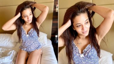 भोजपुरी एक्ट्रेस Monalisa ने बेड पर पोस्ट की बेहद Hot Photo, Sexy अवतार से मचाई खलबली 