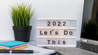 New Year 2022 Resolutions: नए साल का संकल्प लेते समय रखें इन 5 बातों का ख्याल और कड़ाई से करें इन रेजोल्यूशन्स का पालन