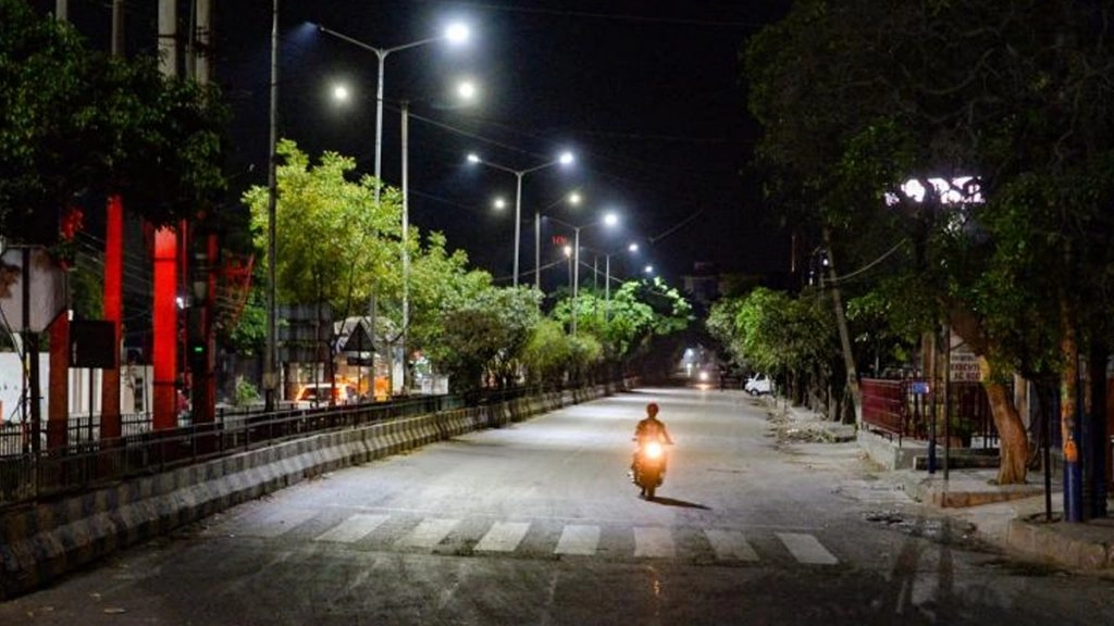 मध्य प्रदेश में रात का कर्फ्यू बहाल, नववर्ष पर होटल उद्योग को लगेगी 100 करोड़ रुपये की चपत