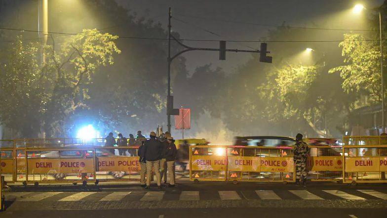 Night Curfew In Delhi: कोरोना के बढ़ते मामलों के बीच दिल्ली में कल से नाइट कर्फ्यू का ऐलान, रात 11 बजे से सुबह 5 बजे तक बाहर निकलने पर लगी पाबंदी