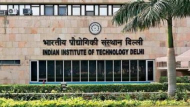 IIT Delhi reduced M Tech fees: आईआईटी दिल्ली ने एम टेक की फीस 25,000 रुपये प्रति सेमेस्टर से घटाकर 17,500 की